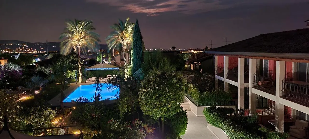 Casa Dei Limoni Villa Toscolano Maderno Italy