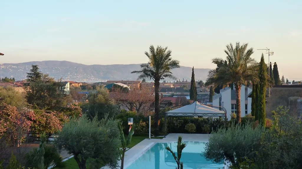 Holiday home Casa Dei Limoni Villa Toscolano Maderno