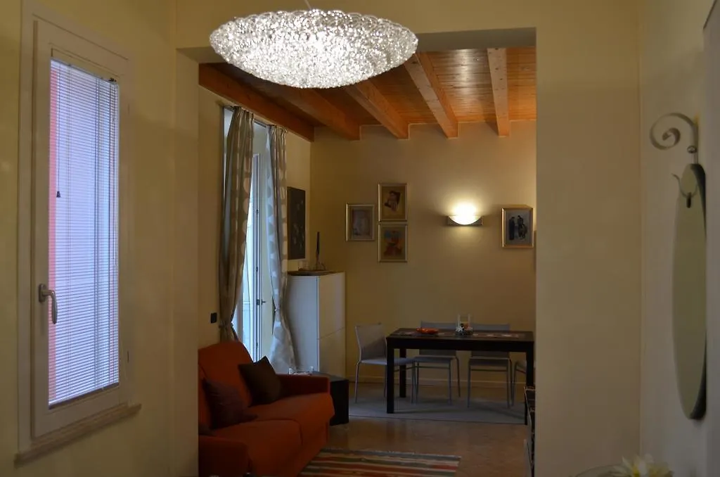 Casa Dei Limoni Villa Toscolano Maderno 0*,  Italy